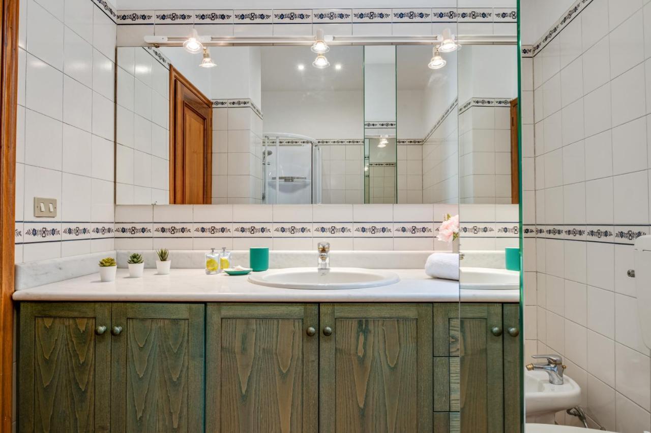 A Due Passi Dalla Pinacoteca Apartment Болоня Екстериор снимка